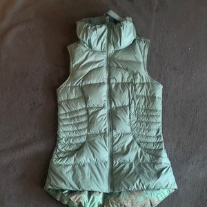 Hunter green lululemon vest